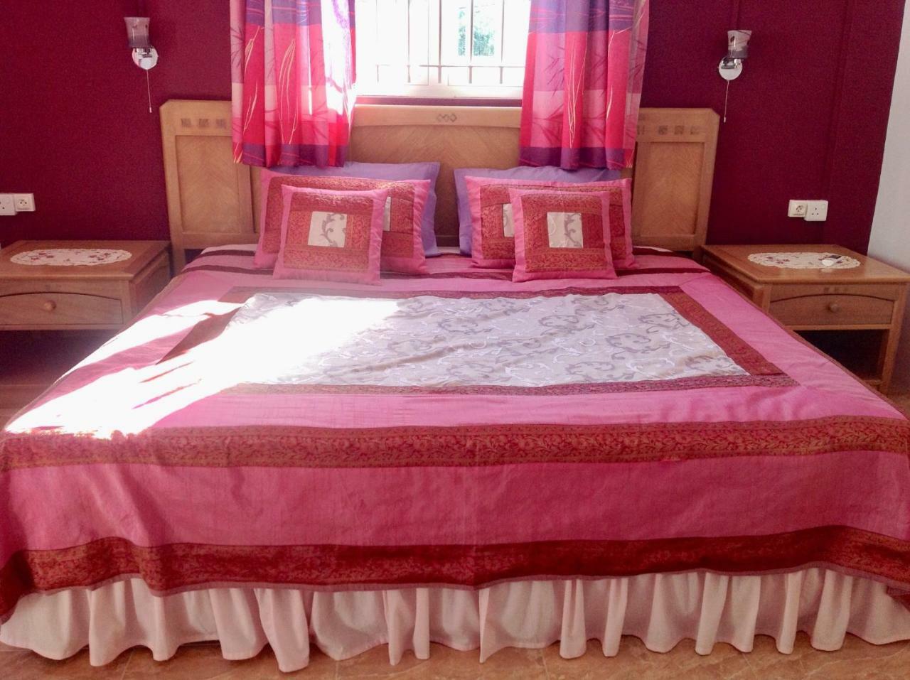 Fayruz Villa Is A 3 Bedroom, 3 Bathroom Detached House With Ac And Swimming Pool 5 Minutes Walk From Flic En Flac Public Beach Eksteriør bilde